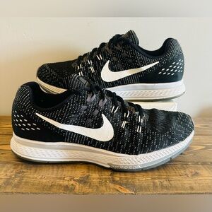 Nike Air Zoom Structure 19 Black and White 806584-001 Women’s Size 9